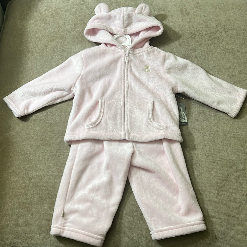 New Piper & Posie light pink baby outfit Size 9 months